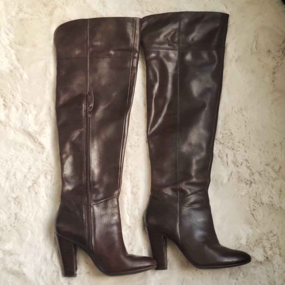 Brown 100% leather boots